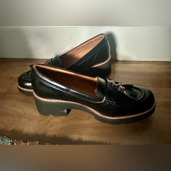 Naturalizer Women's Cabaret Loafer - Picture 9 of 15